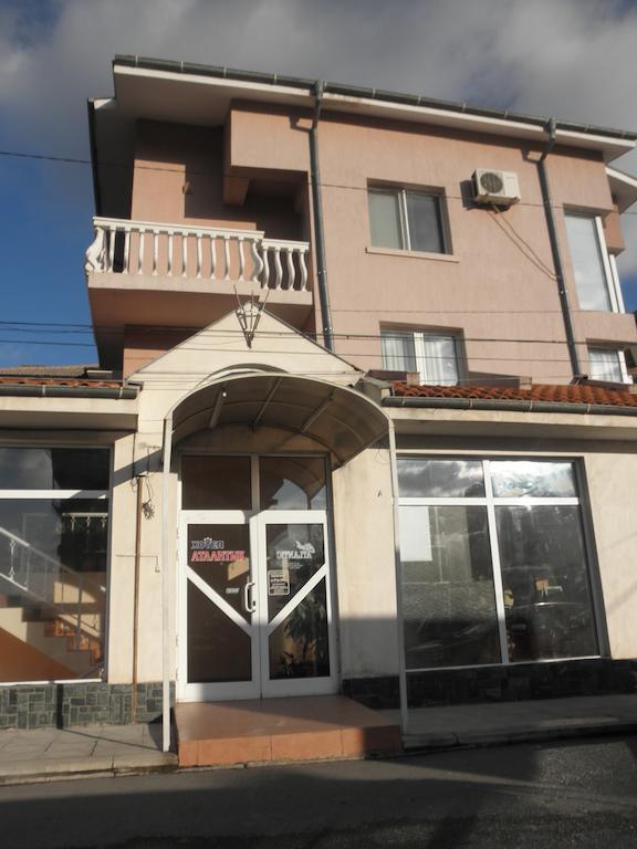 Hotel Atlantic Sliven Exterior photo